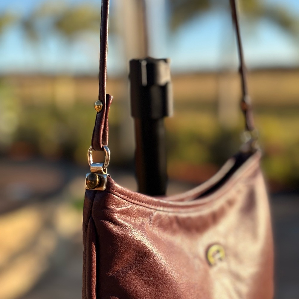 Etienne Aigner Vintage Leather Shoulder Bag | Dark Burgundy | Good Condtion - Picture 3 of 11